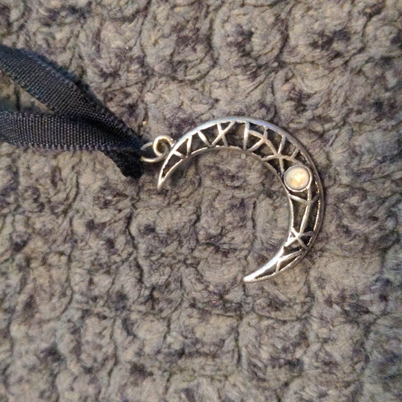 Harry Potter Jewelry set and Extra Necklace added - Picture 6 of 11